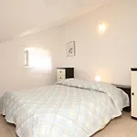 شقة Osor, Losinj - 8004 نيغيزيني