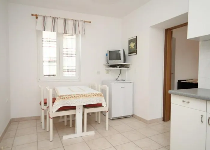 Osor, Losinj - 8004 Apartman *