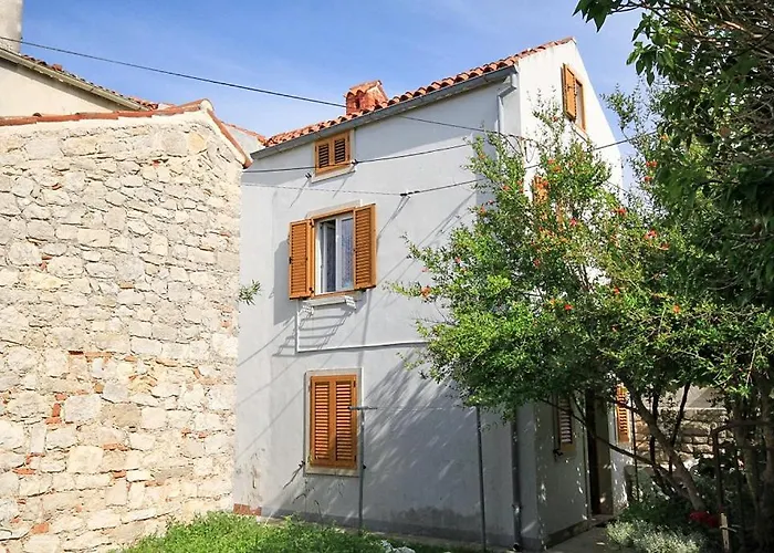 Osor, Losinj - 8004 Nerezine
