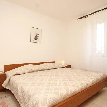 Osor, Losinj - 8004